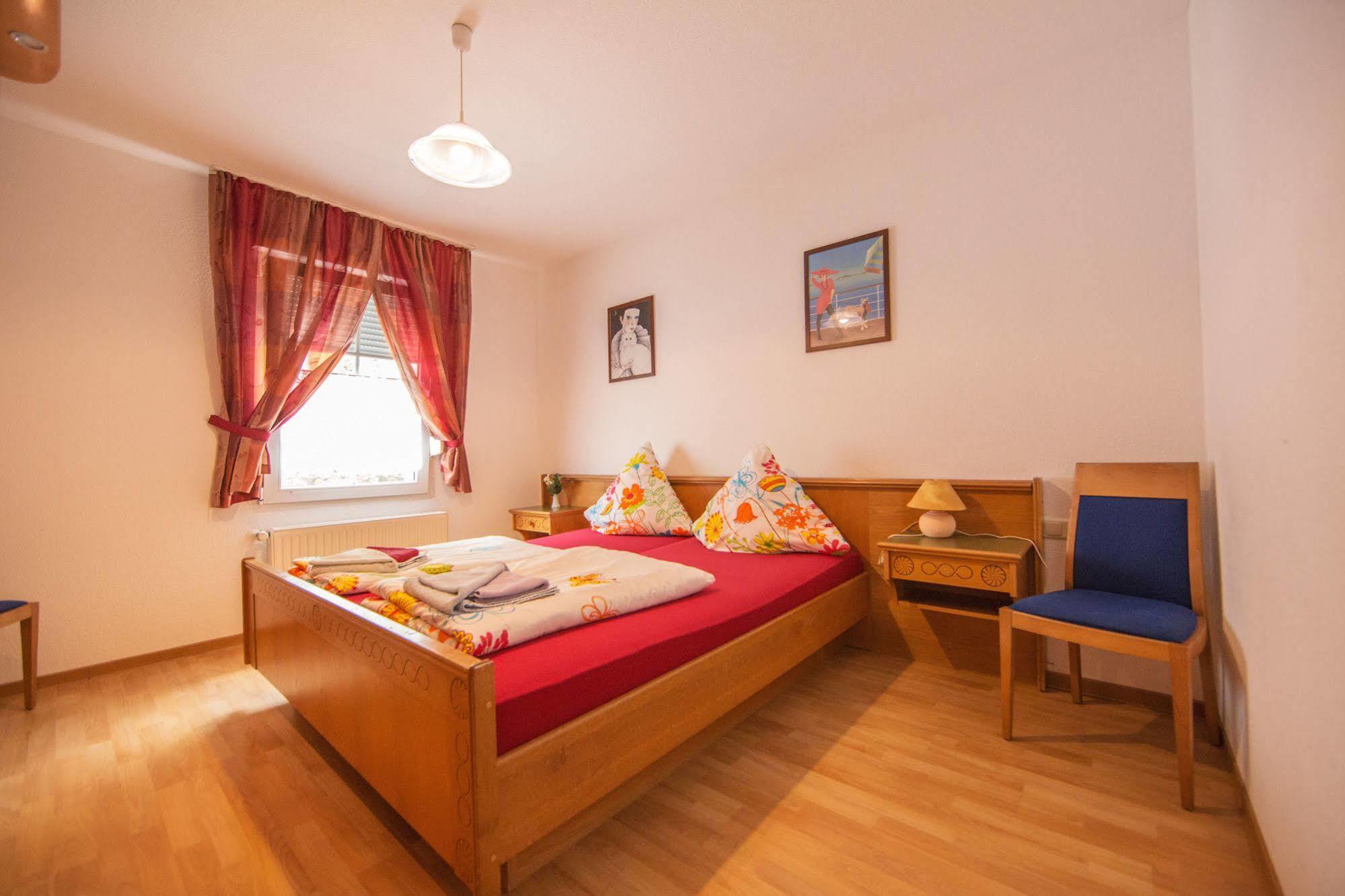 Hotel Burghof Stolberg  Buitenkant foto